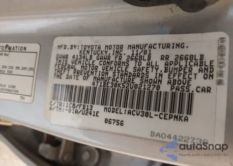 2002 Toyota Camry Le z USA, uszkodzony, nr VIN 4T1BE30K52U021270